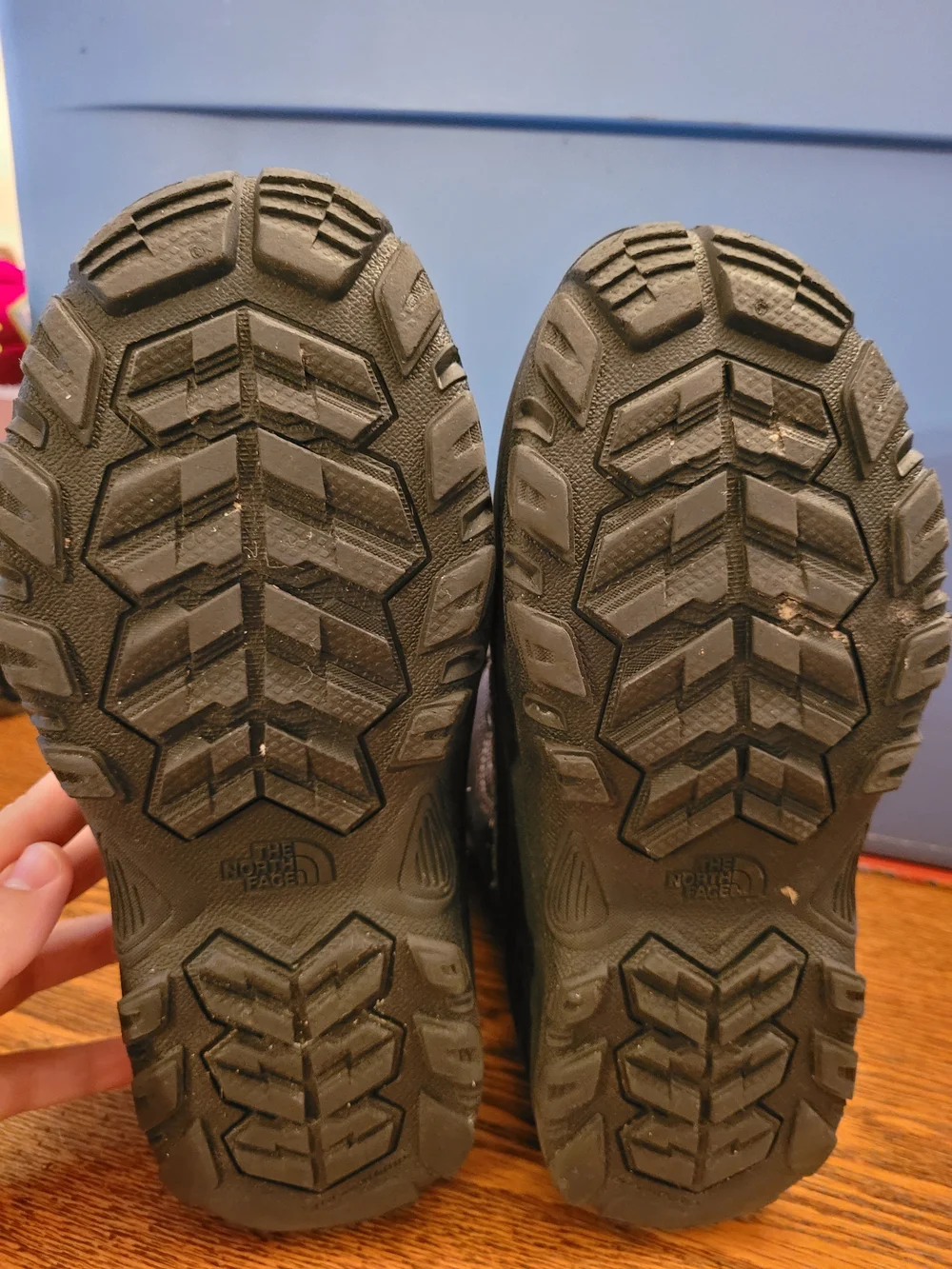 The North Face Kids Black Winter Snow Boots Alpenglow IV Size 6
